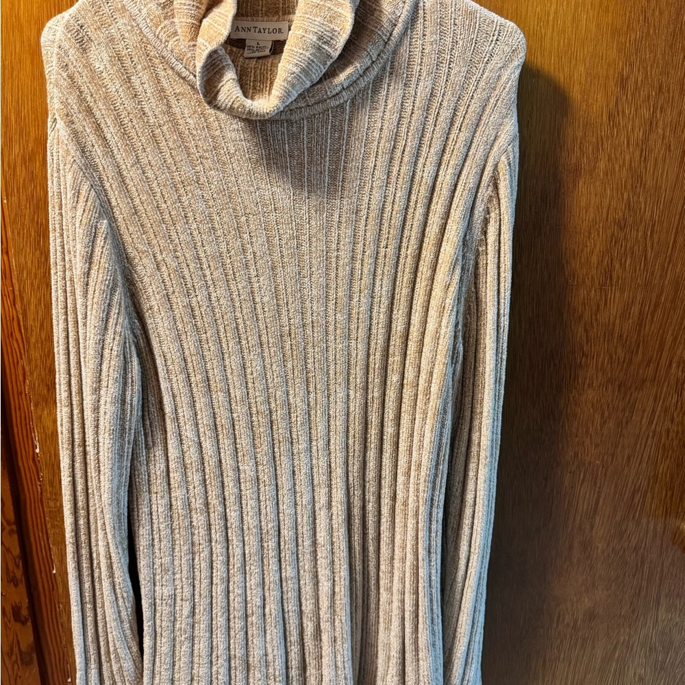 Ann Taylor Women's Beige Ribbed Turtleneck Sweater